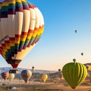 Sunrise hot air balloon and Berber breakfast near Marrakech — gallery view 2