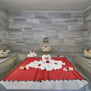 Illustrative photograph of traditional hammam and spa atmosphere