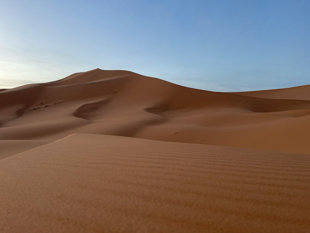Agafay Desert vs Sahara Desert: Which Trip from Marrakech?
